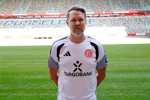 Düsseldorf , Deutschland, 3. Fussball Bundesliga Saison 2026 2027 Sascha Rösler ; Fortuna Düsseldorf 1895 ; 3.Liga, Porträttermin 2026 2027, *** Düsseldorf, Germany, 2026–2027 Bundesliga Season, Sascha Rösler, Fortuna Düsseldorf 1895 (3. Liga), Photo Shoot 2026–2027,