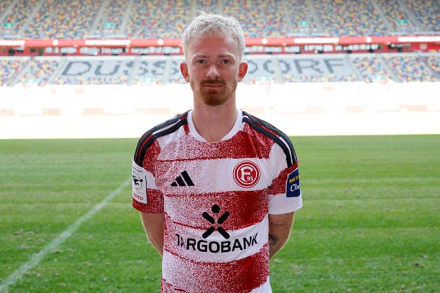 Düsseldorf , Deutschland, 3. Fussball Bundesliga Saison 2026 2027 Jomaine Consbruch ; Fortuna Düsseldorf 1895 ; 3.Liga, Porträttermin 2026 2027, *** Düsseldorf, Germany, 2026–2027 Bundesliga Season, Jomaine Consbruch, Fortuna Düsseldorf 1895 (3. Liga), Photo Shoot 2026–2027,