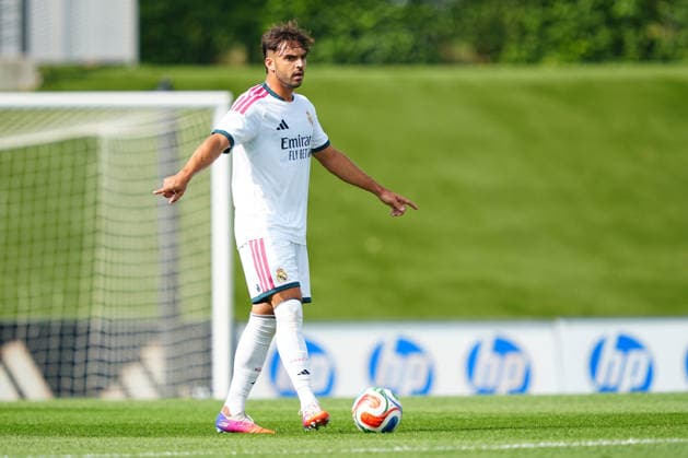 Real Madrid CF v CD LeganÃ s - Pre-Season Friendly Raul Asencio of Real Madrid CF is seen in action during the pre-season friendly match between Real Madrid CF and CD LeganÃ s at Alfredo Di StÃ fano Stadium on July 28, 2026 in Madrid, Spain. Madrid Alfredo Di StÃ fano Stadium Madrid Spain Copyright: xGokhanxTanerx xPSxImagesxGokhanxTanerx xPSxImagesx