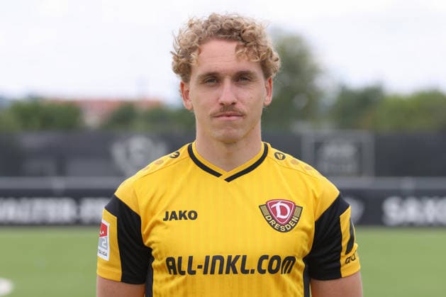 28.07.2026, xtgx, Fussball 2. Bundesliga, SG Dynamo Dresden Fototermin emspor, v.l. Luca Herrmann Porträttermin Dresden *** July 28, 2026, xtgx, Soccer 2. Bundesliga, SG Dynamo Dresden Photo Shoot for emspor, from left: Luca Herrmann Portrait Session in Dresden