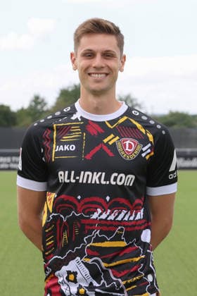 28.07.2026, xtgx, Fussball 2. Bundesliga, SG Dynamo Dresden Fototermin emspor, v.l. Daniel Mesenhöler Porträttermin Dresden *** July 28, 2026, xtgx, Soccer 2. Bundesliga, SG Dynamo Dresden photo shoot for emspor, from left: Daniel Mesenhöler portrait shoot in Dresden