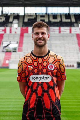 Ben Voll (FC St. Pauli, 01) GER, FC St. Pauli, Fussball, 28.07.2026 GER, FC St. Pauli, Fussball, 28.07.2026 Hamburg *** Ben Voll, FC St. Pauli, 01 GER, FC St. Pauli, soccer, team photo, July 28, 2026 GER, FC St. Pauli, soccer, team photo, July 28, 2026 Hamburg Copyright: xEibner-Pressefoto MarcelxvonxFehrnx EP_MFN
