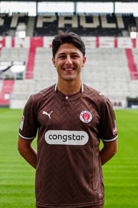 Haron Sabah (FC St. Pauli, 47) GER, FC St. Pauli, Fussball, 28.07.2026 GER, FC St. Pauli, Fussball, 28.07.2026 Hamburg *** Haron Sabah FC St. Pauli, 47 GER, FC St. Pauli, soccer, team photo, July 28, 2026 GER, FC St. Pauli, soccer, team photo, July 28, 2026 Hamburg Copyright: xEibner-Pressefoto MarcelxvonxFehrnx EP_MFN