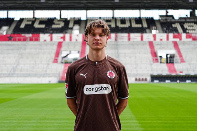 Jannik Robatsch (FC St. Pauli, 34) GER, FC St. Pauli, Fussball, 28.07.2026 GER, FC St. Pauli, Fussball, 28.07.2026 Hamburg *** Jannik Robatsch, FC St. Pauli, 34, Germany, FC St. Pauli, soccer, team photo, July 28, 2026, Germany, FC St. Pauli, soccer, team photo, July 28, 2026, Hamburg Copyright: xEibner-Pressefoto MarcelxvonxFehrnx EP_MFN