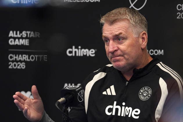 Major League Soccer MLS, Fussball Herren, USA coach Dean Smith speaks during a press conference, PK, Pressekonferenz in Charlotte, United States, 28 July 2026. The 2026 All-Star Game between MLS and Liga MX All-Stars will be played on July 29, 2026, at Bank of America Stadium. Friendly Match: MLS vs. Liga MX All-Stars !ACHTUNG: NUR REDAKTIONELLE NUTZUNG!  Copyright: xKennethxFernándezx AME3678 20260728-55021015054_1