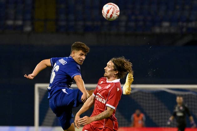 ZAGREB; CROATIA - JULY 28: Sergi Dominguez of Dinamo Zagreb (L) in action against Marc Gutbub of Thun (R) during the UEFA Champions League QR-2 second match between Dinamo Zagreb (CRO) and Thun (SUI) at Stadion Maksimir, Zagreb on July 28, 2026 in Zagreb, Croatia. (Photo by Igor Kupljenik Sports Press Photo).  Copyright: xIgorxKupljenikx xSPPx Sportspressphoto_SPR198057
