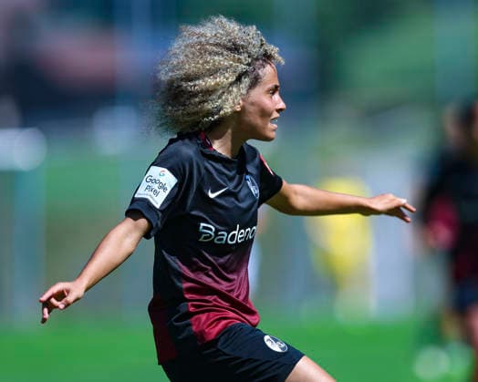 28.07.2026, SUI, Fussball, Frauen, Testspiel, Saison 2026 2027, FC Zürich vs. SC Freiburg Amira Arfaoui (17, SC Freiburg) Foto: Urs Ottiger IMAGO Kerenzerberg Sportzentrum Kerenzerberg Zürich Switzerland *** July 28, 2026, SUI, Soccer, Women s, Friendly Match, 2026–2027 Season, FC Zurich vs. SC Freiburg, Amira Arfaoui, 17, SC Freiburg, Photo by Urs Ottiger, IMAGO, Kerenzerberg Sports Center, Kerenzerberg, Zurich, Switzerland