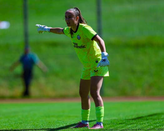 28.07.2026, SUI, Fussball, Frauen, Testspiel, Saison 2026 2027, FC Zürich vs. SC Freiburg Riana Gmür (21, FC Zürich) Foto: Urs Ottiger IMAGO Kerenzerberg Sportzentrum Kerenzerberg Zürich Switzerland *** July 28, 2026, SUI, Soccer, Women s, Friendly Match, 2026–2027 Season, FC Zurich vs. SC Freiburg, Riana Gmür, 21, FC Zurich, Photo by Urs Ottiger, IMAGO, Kerenzerberg Sports Center, Kerenzerberg, Zurich, Switzerland