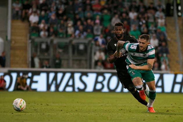 Junior Julio and Lee Grace seen during UEFA Champions League second round qualifying game between teams of Shamrock Rovers and FC Ararat-Armenia (Maria Eduarda Lopes Sebold Ball Raw Images) Dublin Tallaght Stadium Ireland Copyright: xMariaxEduardaxLopesxSeboldx maria_eduarda_lopes_shamrock_arat_2627-36