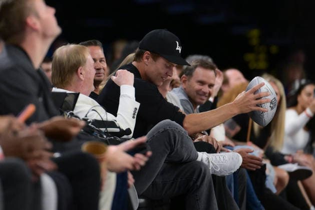 Basketball, Frauen, WNBA, Las Vegas Aces - Portland Fire July 28, 2026, Las Vegas, Nevada, USA: TOM BRADY present during WNBA, Basketball Damen, USA Regular Season at the Michelob Ultra Arena in Las Vegas. WNBA 2026: Las Vegas Aces Leading Over Porland Fire 53-37 In The Half Time  - ZUMAo117 20260728_zsp_o117_002 Copyright: xMikaelxOnax