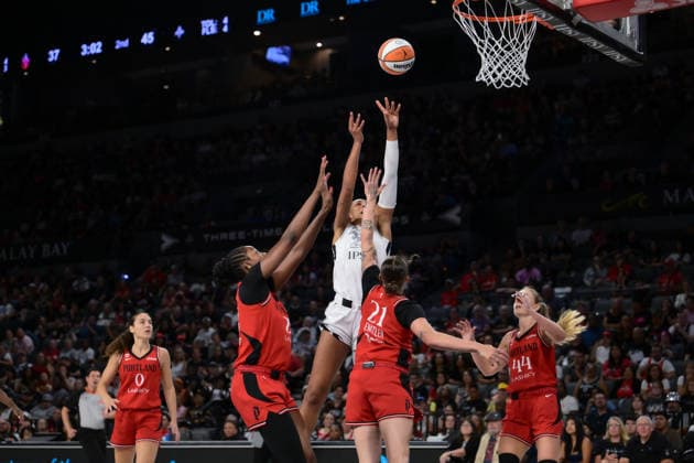Basketball, Frauen, WNBA, Las Vegas Aces - Portland Fire July 28, 2026, Las Vegas, Nevada, USA: AJA WILSON 22 try to shoot the ball during WNBA, Basketball Damen, USA Regular Season at the Michelob Ultra Arena in Las Vegas. WNBA 2026: Las Vegas Aces Leading Over Porland Fire 53-37 In The Half Time  - ZUMAo117 20260728_zsp_o117_009 Copyright: xMikaelxOnax