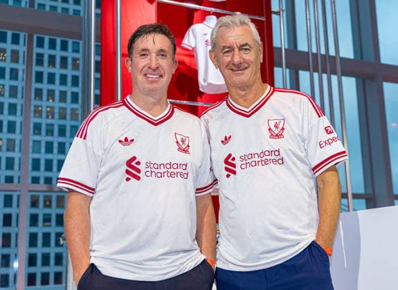 Football - Pre-Season - Liverpool FC 2026 27 Away Kit Launch NEW YORK, USA - Tuesday, July 28, 2026: Liverpool legends Robbie Fowler and Ian Rush on stage at an Adidas launch event for the new Liverpool FC 2026 27 away kit at the Refinery in Williamsburg, New York. (Photo by David Rawcliffe Propaganda) WILLIAMSBURG The Refinery NEW YORK UNITED STATES OF AMERICA  Copyright: xDavidxRawcliffex 2026-07-28-130-Liverpool_Adidas_Away_Kit_Launch