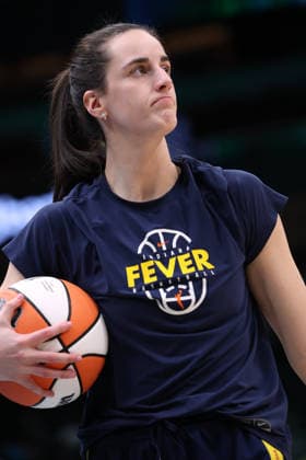 July 28, 2026, Seattle, Washington, USA: Indiana Fever guard CAITLIN CLARK (22) warms-up prior to the WNBA, Basketball Damen, USA match between the Seattle Storm and Indiana Fever at Climate Pledge Arena in Seattle. WNBA 2026: Indiana 105:95 Seattle  - ZUMAd218 20260728_zsp_d218_005 Copyright: xRichardxDizonx