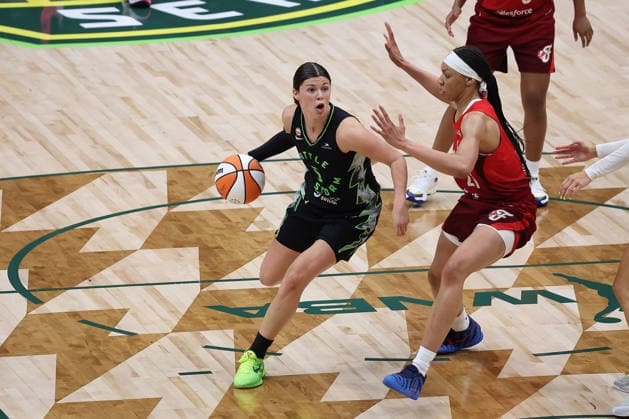 July 28, 2026, Seattle, Washington, USA: Seattle Storm guard JADE MELBOURNE (5) controls the ball in the third quarter of the WNBA, Basketball Damen, USA match between the Seattle Storm and Indiana Fever at Climate Pledge Arena in Seattle. WNBA 2026: Indiana 105:95 Seattle  - ZUMAd218 20260728_zsp_d218_035 Copyright: xRichardxDizonx