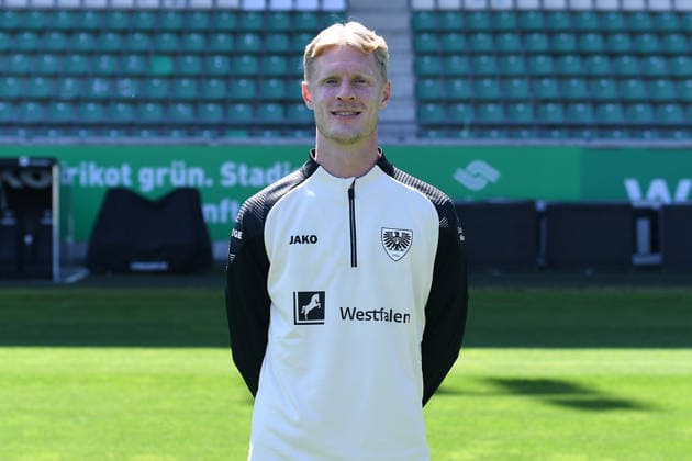 SC Preußen Münster; 3. Liga, Porträttermin 2026 2027 Dennis Eßmann ( Physiotherapeut Münster ); SC Preußen Münster; 3. Liga, Porträttermin 2026 2027 *** SC Preußen Münster, 3rd Division, Profile Session 2026–2027 Dennis Eßmann, Physical Therapist, Münster SC Preußen Münster, 3rd Division, Profile Session 2026–2027 xRx