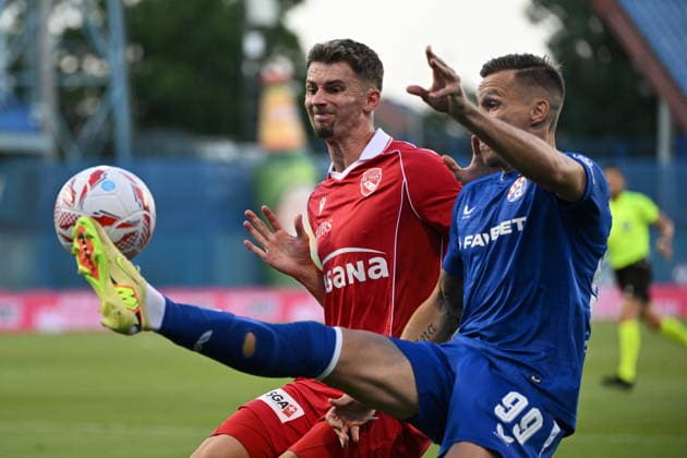 CroatiaZagreb, 280726. Maksimir Stadium. UEFA Champions League second qualifying round match, GNK Dinamo - FC Thun. Photo: Damir Krajac CROPIX Zagreb Croatia Copyright: xxDamirxKrajacx dinamo_thun37-280726