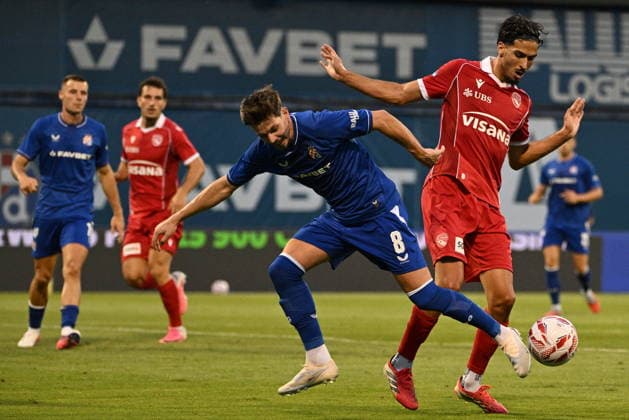CroatiaZagreb, 280726. Maksimir Stadium. UEFA Champions League second qualifying round match, GNK Dinamo - FC Thun. Photo: Damir Krajac CROPIX Zagreb Croatia Copyright: xxDamirxKrajacx dinamo_thun45-280726