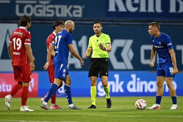CroatiaZagreb, 280726. Maksimir Stadium. UEFA Champions League second qualifying round match, GNK Dinamo - FC Thun. Photo: Damir Krajac CROPIX Zagreb Croatia Copyright: xxDamirxKrajacx dinamo_thun58-280726