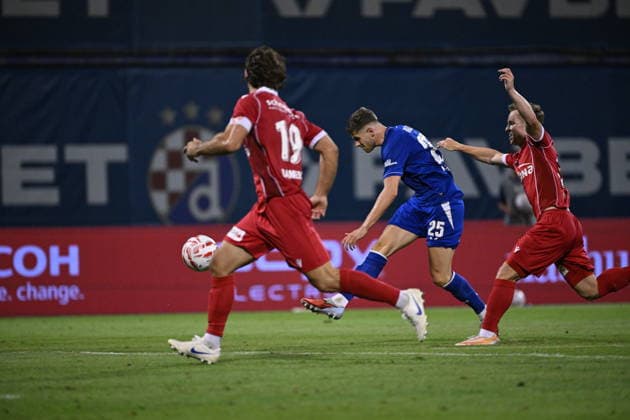 Croatia, Zagreb, 280726. Maksimir Stadium. UEFA Champions League second qualifying round second leg, GNK Dinamo - FC Thun. Photo: Damir Krajac CROPIX Zagreb Croatia Copyright: xxDamirxKrajacx dinamo_thun103-280726