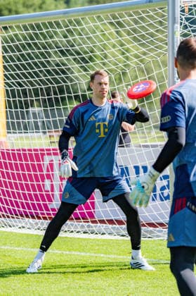 Trainingslager, FC Bayern München am 29.07.2026 in Rottach-Egern Manuel Neuer im Torwarttraining *** Training camp, FC Bayern Munich on July 29, 2026, in Rottach-Egern: Manuel Neuer during goalkeeper training Copyright: xBahhoxKarax