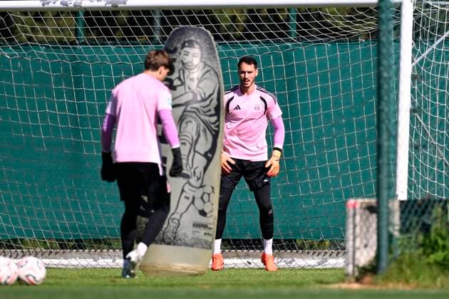RSC Anderlecht v Hammarby IF - UEFA Europa League Media Activities 29 07 2026 NEERPEDE, BELGIUM - JULY 29 : Heekeren Justin goalkeeper of RSC Anderlecht pictured during a training session ahead of the UEFA Europa League 2026 27 second qualifying round second leg between RSC Anderlecht and Hammarby IF on July 29, 2026 in Neerpede, Belgium, 29 07 2026 Neerpede Belgium  Copyright: xTomasxSiskx