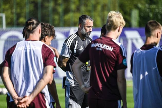 Anderlecht assistant Jeremy Taravel pictured during a training session of Belgian RSC Anderlecht, Wednesday 29 July in Brussels, in preparations of the second leg of the second qualifying round for the UEFA Europa League against Swedish Hammarby IF. TOM GOYVAERTS TomxGoyvaerts  x182286193x