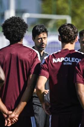 Anderlecht s head coach Vitor Bruno pictured during a training session of Belgian RSC Anderlecht, Wednesday 29 July in Brussels, in preparations of the second leg of the second qualifying round for the UEFA Europa League against Swedish Hammarby IF. TOM GOYVAERTS TomxGoyvaerts  x182286725x