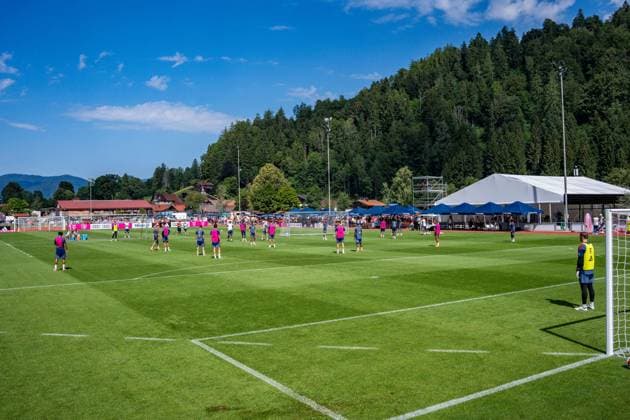 Trainingslager, FC Bayern München am 29.07.2026 in Rottach-Egern Trainingsspiel des FC Bayern München *** Training Camp, FC Bayern Munich on July 29, 2026, in Rottach Egern; FC Bayern Munich Friendly Match Copyright: xBahhoxKarax