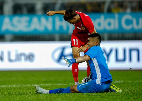 July 28, 2026, Kuala Lumpur, Malaysia: Muhammad Azri Bin Ab Ghani of Malaysia (R) and Chony Waenpaserth of Laos seen in action during the ASEAN Hyundai Cup 2026 match between Malaysia and Laos at Kuala Lumpur Football Stadium, Cheras. Final score; Malaysia 4:0 Laos. ASEAN Hyundai Cup 2026 Malaysia Vs Laos In Kuala Lumpur, Malaysia - 28 Jul 2026  - ZUMAs197 20260728_aaa_s197_323 Copyright: xWongxFokxLoyx