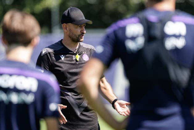 SOCCER - UEFA ECL, A.Wien vs Liepaja VIENNA,AUSTRIA,29.JUL.26 - SOCCER - UEFA Conference League, qualification, Austria Wien vs FK Liepaja, preview, training A.Wien. Image shows head coach Stephan Helm (A.Wien).  GEPAxpictures xArminxRauthner