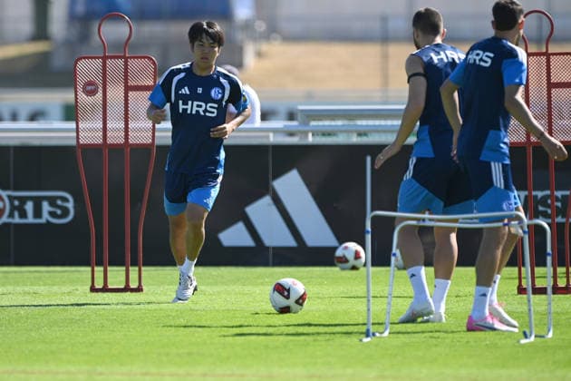 Satoshi TANAKA (GE) Training des FC Schalke 04 (GE) am 29.07.2026 auf dem Trainingsgelaende in Gelsenkirchen Deutschland. Â *** Satoshi TANAKA, FC Schalke 04 GE Training Session on July 29, 2026, at the training facility in Gelsenkirchen, Germany Â