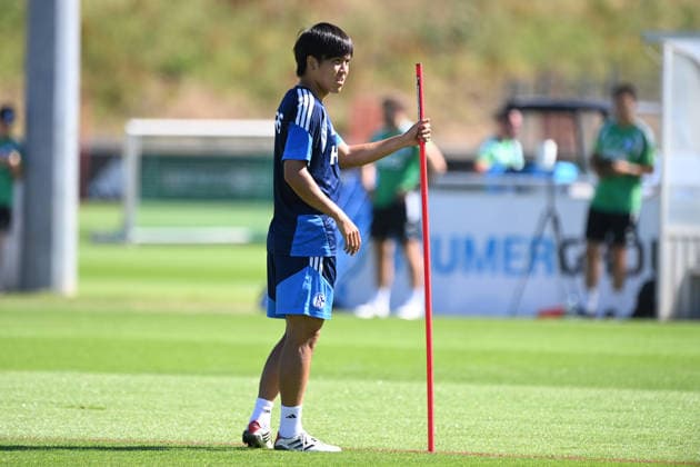Satoshi TANAKA (GE) Training des FC Schalke 04 (GE) am 29.07.2026 auf dem Trainingsgelaende in Gelsenkirchen Deutschland. Â *** Satoshi TANAKA, FC Schalke 04 GE Training Session on July 29, 2026, at the training facility in Gelsenkirchen, Germany Â