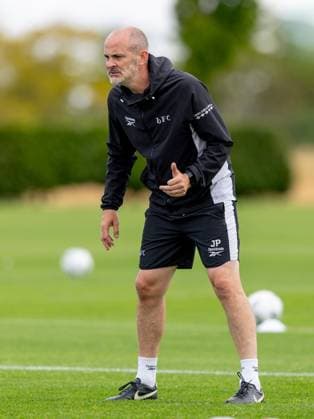 John Potter Assistant Hibernian coach during a training session ahead of the clash with KF Malisheva Hibernian Training, Football, Hibernian Training Centre, Edinburgh, Scotland, UK - 29 Jul 2026Edinburgh Hibernian Training Centre Scotland United Kingdom EDITORIAL USE ONLY No use with unauthorised audio, video, data, fixture lists, club league logos or live services. Online in-match use limited to 120 images, no video emulation. No use in betting, games or single club league player publications.  Copyright: xAlanxRennie Shutterstockx 17016053ca