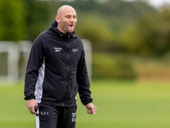 David Gray manager of Hibernian during a training session ahead of the clash with KF Malisheva Hibernian Training, Football, Hibernian Training Centre, Edinburgh, Scotland, UK - 29 Jul 2026Edinburgh Hibernian Training Centre Scotland United Kingdom EDITORIAL USE ONLY No use with unauthorised audio, video, data, fixture lists, club league logos or live services. Online in-match use limited to 120 images, no video emulation. No use in betting, games or single club league player publications.  Copyright: xAlanxRennie Shutterstockx 17016053bx