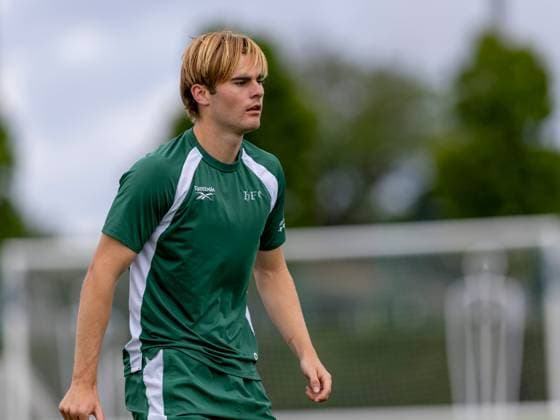 Nathan Lowe of Hibernian during a training session ahead of the clash with KF Malisheva Hibernian Training, Football, Hibernian Training Centre, Edinburgh, Scotland, UK - 29 Jul 2026Edinburgh Hibernian Training Centre Scotland United Kingdom EDITORIAL USE ONLY No use with unauthorised audio, video, data, fixture lists, club league logos or live services. Online in-match use limited to 120 images, no video emulation. No use in betting, games or single club league player publications.  Copyright: xAlanxRennie Shutterstockx 17016053be