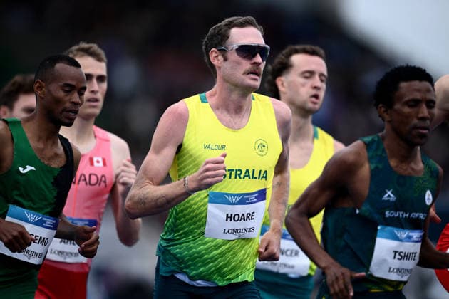 COM26 ATHLETICS, Oliver Hoare of Australia (centre) competes in the Men™s One Mile, Round 1 heats during the Glasgow 2026 Commonwealth Games at EDF Scotstoun Stadium in Glasgow, Scotland, Wednesday, July 29, 2026. ( NO ARCHIVING, EDITORIAL USE ONLY Glasgow United Kingdom  Copyright: xJOELxCARRETTx 20260729171370902350