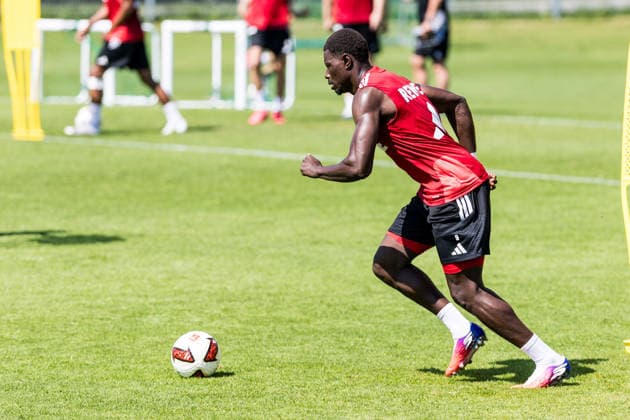 ST. JOHANN IN TIROL, AUSTRIA - JULY 29: Ragnar Ache (1. FC Koeln, 9) controls the ball during a training session at trainings camp in Kitzbuehel of season 2026 27 at Koasastadion on July 29, 2026 in St. Johann in Tirol, Austria. Austria Copyright: xSteffiexWunderlx