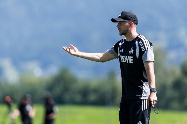 ST. JOHANN IN TIROL, AUSTRIA - JULY 29: Rene Wagner (Head Coach 1. FC Koeln) coaching during a training session at trainings camp in Kitzbuehel of season 2026 27 at Koasastadion on July 29, 2026 in St. Johann in Tirol, Austria. Austria Copyright: xSteffiexWunderlx