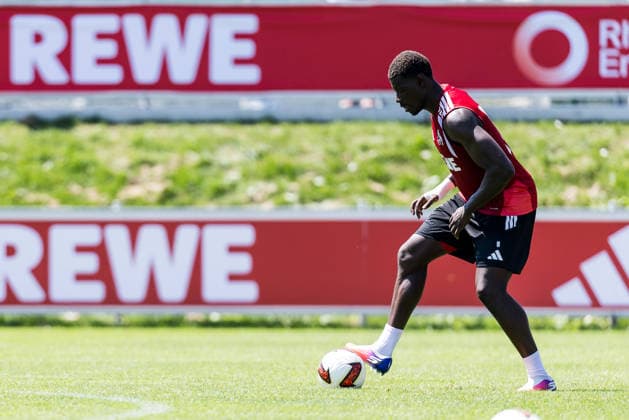 ST. JOHANN IN TIROL, AUSTRIA - JULY 29: Ragnar Ache (1. FC Koeln, 9) shooting the ball during a training session at trainings camp in Kitzbuehel of season 2026 27 at Koasastadion on July 29, 2026 in St. Johann in Tirol, Austria. Austria Copyright: xSteffiexWunderlx