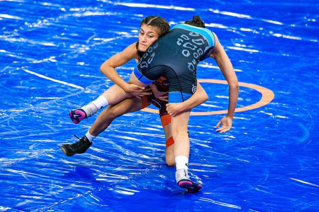U17, U 17 Wrestling World Championships 43kg WW - Aysemin Kacan (TUR) df. Danara Dairbekova (KAZ) *** U17 Wrestling World Championships, 43 kg WW: Aysemin Kacan (TUR) defeated Danara Dairbekova (KAZ) Copyright: xUnitedxWorldxWrestlingx xAmirrezx UWW-U17-WC-BAKU-2026