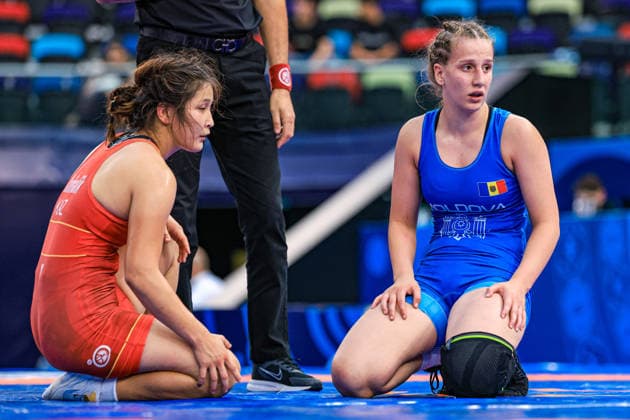 U17, U 17 Wrestling World Championships 65kg WW - Aisha Abdimalik (KAZ) df. Margarita Lisita (MDA) *** U17 Wrestling World Championships, 65 kg WW: Aisha Abdimalik (KAZ) def. Margarita Lisita (MDA) Copyright: xUnitedxWorldxWrestlingx xAmirrezx UWW-U17-WC-BAKU-2026