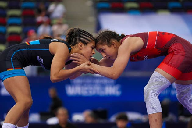 U17, U 17 Wrestling World Championships 49kg WW - Madina Bayramova (GER) df. Nazrin Ahmadli (AZE) *** U17 Wrestling World Championships, 49 kg, Women s Weight Class: Madina Bayramova (GER) def. Nazrin Ahmadli (AZE)