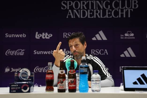 Anderlecht s head coach Vitor Bruno gestures during a press conference, PK, Pressekonferenz of Belgian RSC Anderlecht, Wednesday 29 July 2026 in Brussels, in preparations of the second leg of the second qualifying round for the UEFA Europa League against Swedish Hammarby IF. VIRGINIExLEFOUR  x182304163x