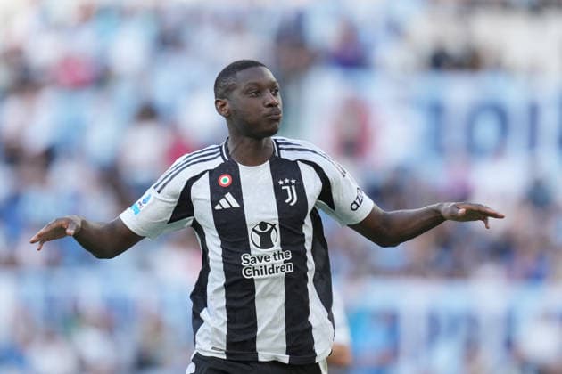 Juventus Randal Kolo Muani celebrates after scoring during the Serie A EniLive soccer match between Lazio and Juventus at the Rome s Olympic stadium, Italy - Saturday May 10, 2025 - Soccer ( Photo by Alfredo Falcone LaPresse )  Copyright: xAlfredoxFalcone LaPressex