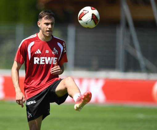 29.07.2026, xophax, Fussball 1.Bundesliga, 1.FC Koeln Trainingslager . Mannschaft des 1.FC Köln in Kitzbühel .Training in Sankt Johann. Paul Okon - Engstler Kitzbühel *** July 29, 2026, xophax, Soccer, Bundesliga 1, 1. FC Köln Training Camp: 1. FC Köln Team in Kitzbühel; Training in Sankt Johann; Paul Okon; Engstler; Kitzbühel
