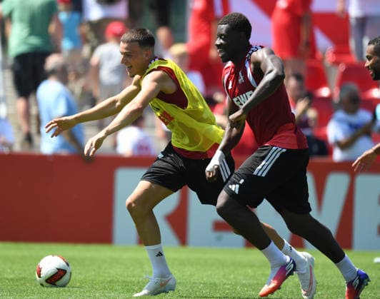 29.07.2026, xophax, Fussball 1.Bundesliga, 1.FC Koeln Trainingslager . Mannschaft des 1.FC Köln in Kitzbühel .Training in Sankt Johann. Said El Mala , links und Ragnar Ache , rechts ( beide 1.FC Köln ) Kitzbühel *** July 29, 2026, xophax, Soccer, Bundesliga 1, 1. FC Köln Training Camp: 1. FC Köln team in Kitzbühel; training in Sankt Johann; Said El Mala (left) and Ragnar Ache (right), both of 1. FC Köln; Kitzbühel