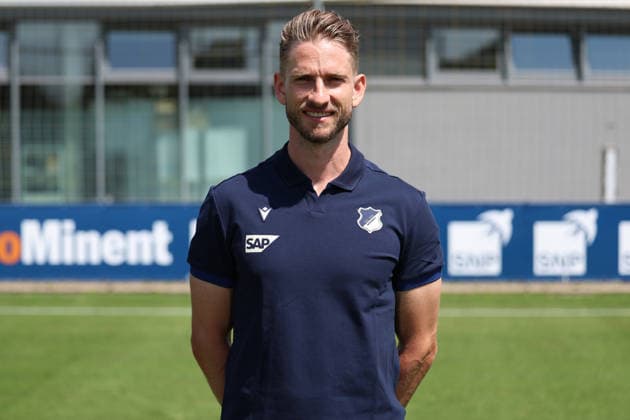 23.07.2026, xrekx, Fussball 1.Bundesliga, TSG 1899 Hoffenheim - Fototermin Saison 2026 27 v.l. Martin Seiler Athletiktrainer (TSG Hoffenheim) (DFL DFB REGULATIONS PROHIBIT ANY USE OF PHOTOGRAPHS as IMAGE SEQUENCES and or QUASI-VIDEO) Sinsheim *** July 23, 2026, xrekx, Soccer, Bundesliga 1, TSG 1899 Hoffenheim Photo Session, 2026–27 Season; from left: Martin Seiler, athletic trainer at TSG Hoffenheim. DFL and DFB regulations prohibit any use of photographs as image sequences and or quasi-video. Sinsheim