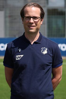 23.07.2026, xrekx, Fussball 1.Bundesliga, TSG 1899 Hoffenheim - Fototermin Saison 2026 27 v.l. Dr. Yannic Bangert Vereinsarzt (TSG Hoffenheim) (DFL DFB REGULATIONS PROHIBIT ANY USE OF PHOTOGRAPHS as IMAGE SEQUENCES and or QUASI-VIDEO) Sinsheim *** July 23, 2026, xrekx, Soccer, Bundesliga 1, TSG 1899 Hoffenheim Photo Session, 2026–27 Season, from left: Dr. Yannic Bangert, Team Physician, TSG Hoffenheim. DFL and DFB regulations prohibit any use of photographs as image sequences and or quasi-video. Sinsheim