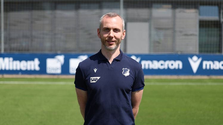 23.07.2026, xrekx, Fussball 1.Bundesliga, TSG 1899 Hoffenheim - Fototermin Saison 2026 27 v.l. Sören Soeren Johannsen Physiotherapeut (TSG Hoffenheim) (DFL DFB REGULATIONS PROHIBIT ANY USE OF PHOTOGRAPHS as IMAGE SEQUENCES and or QUASI-VIDEO) Sinsheim *** July 23, 2026, xrekx, Soccer, Bundesliga 1, TSG 1899 Hoffenheim Photo Session, 2026–27 Season, from left: Sören Soeren Johannsen, Physical Therapist, TSG Hoffenheim. DFL and DFB regulations prohibit any use of photographs as image sequences and or quasi-video. Sinsheim