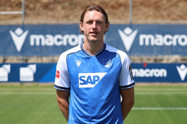 23.07.2026, xrekx, Fussball 1.Bundesliga, TSG 1899 Hoffenheim - Fototermin Saison 2026 27 v.l. Wouter Burger (TSG Hoffenheim) (DFL DFB REGULATIONS PROHIBIT ANY USE OF PHOTOGRAPHS as IMAGE SEQUENCES and or QUASI-VIDEO) Sinsheim *** July 23, 2026, xrekx, Soccer, Bundesliga 1, TSG 1899 Hoffenheim Photo Session, 2026–27 Season, from left: Wouter Burger, TSG Hoffenheim. DFL and DFB regulations prohibit any use of photographs as image sequences and or quasi-video. Sinsheim